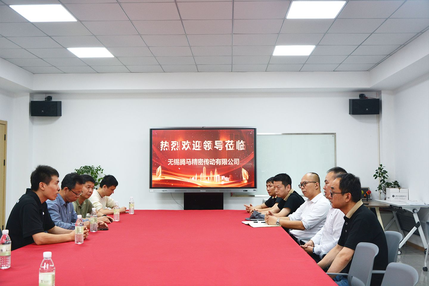 政企携手谋发展，合作共赢谱新篇！惠山区与京东物流相关领导莅临腾马参观交流